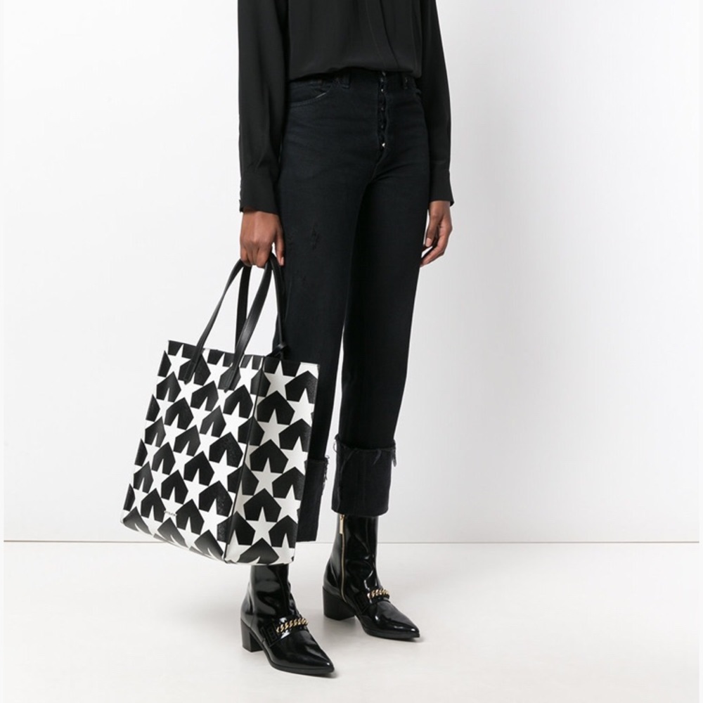 🔥sale🔥❄️GIVENCHY ⭐️❄️medium tote ⭐️ price firm